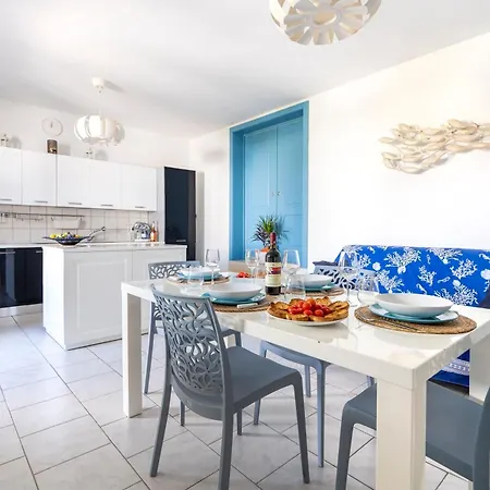 Hébergement de vacances Casa Luna 100 Mt Dalla Maruggio